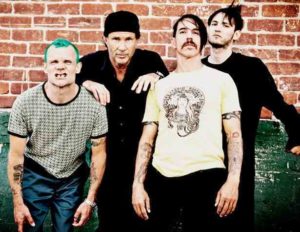 I Red Hot Chili Peppers tornano con "The Adventures Of Rain Dance Maggie"