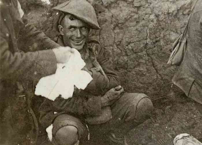 Centenario Grande Guerra: il mistero della foto del soldato che ride